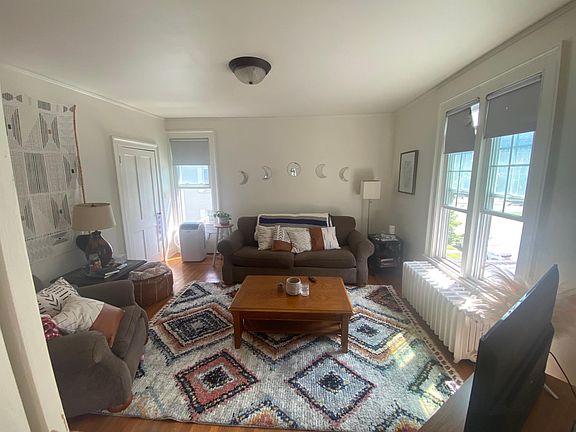 2nd image of 107 Lake Ave #2