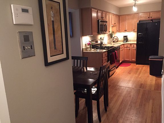 3rd image of 1415 W Lunt Ave APT 506