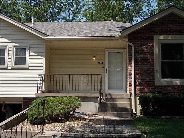 1st image of 16004 E Cogan Dr