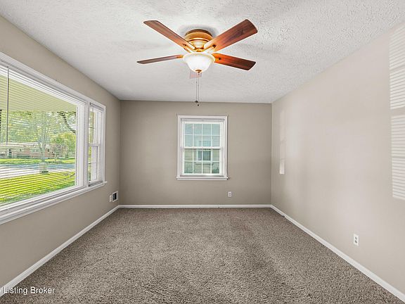 4th image of 7502 Norwich Blvd