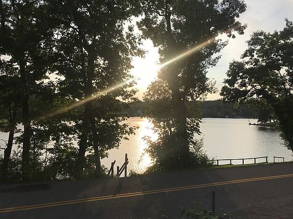 2nd image of 2626 Lake Rd