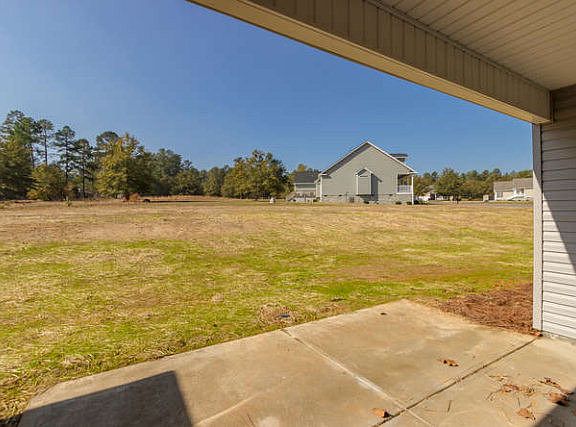 4th image of 661 Summer Lakes Drive