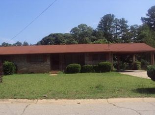 1104 Palisades Dr, Ellenwood, GA 30294