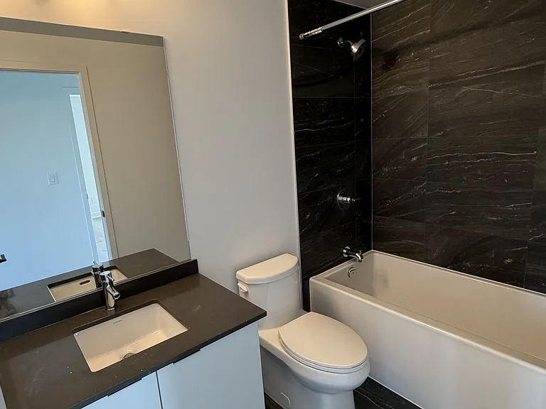 2075 Lakeshore Rd #2307 — Photo 8