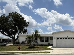 261 Gardenia Ln, Parrish, FL 34219