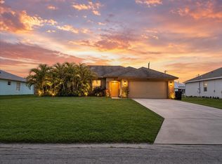 542 SW Prater Ave, Port Saint Lucie, FL 34953