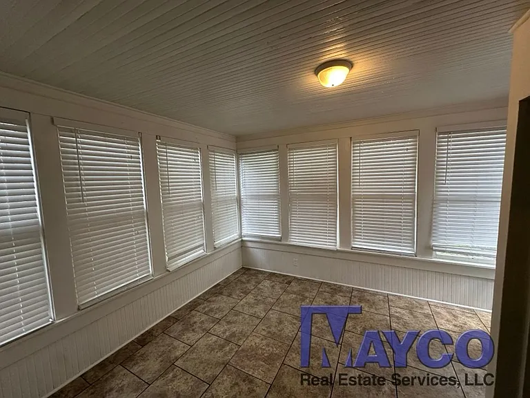 282 Prospect St — Photo 7
