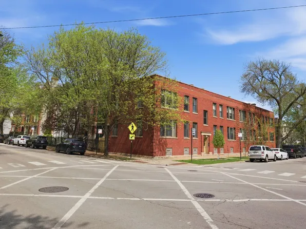 1958 W George St #1, Chicago, IL 60657