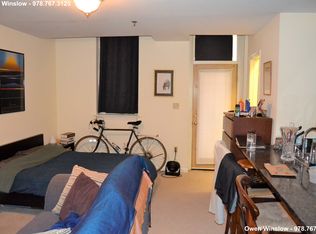30 Queensberry St #40D, Boston, MA 02215