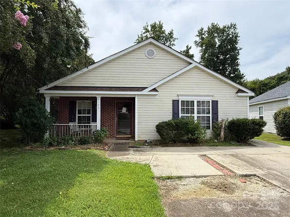 6123 McIntyre Ridge Dr, Charlotte, NC 28216