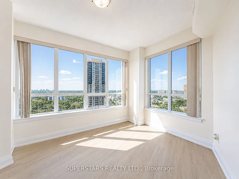 7161 Yonge St #1626 — Photo 7