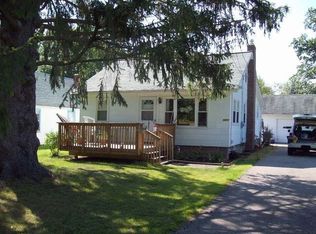 1211 Lake Ave, Aurora, OH 44202