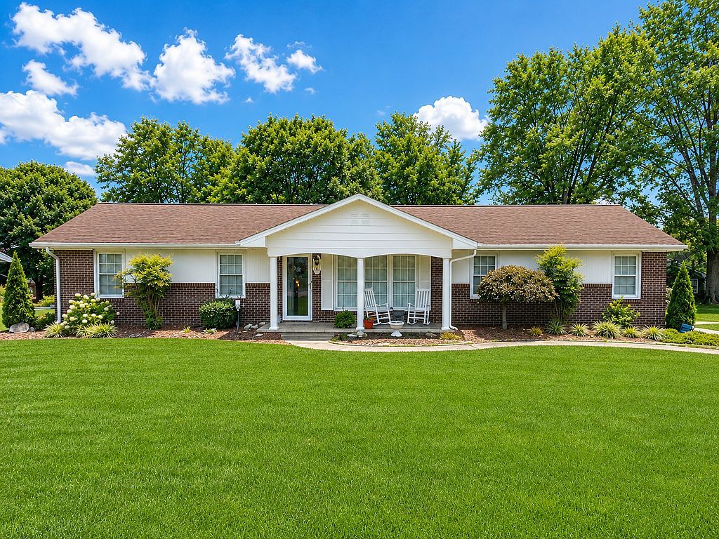 102 Daisy Dr - Property Image