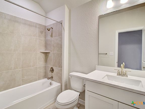 5th image of 849 Saltbush St