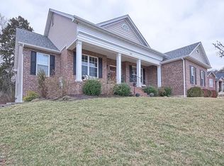 416 Gnarlyvine Ct, Washington, MO 63090