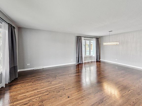 3rd image of 4711 N Potawatomie Ave