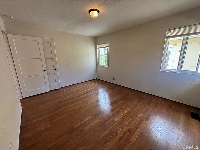 265 Chatham Ln — Photo 15