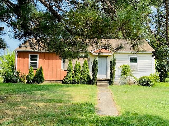 1st image of 510 Turner Ln