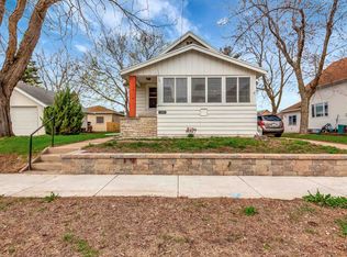 1140 Tyler Ave, Oshkosh, WI 54902