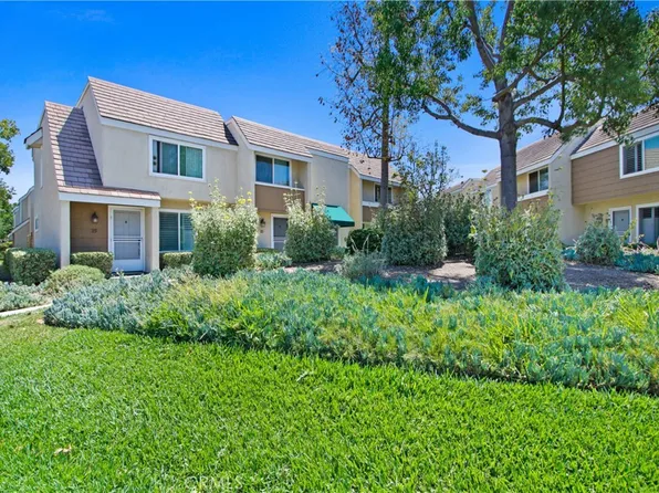25 Brookfield, Irvine, CA 92604