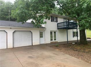 5238 Roswell Rd SW, Sherrodsville, OH 44675