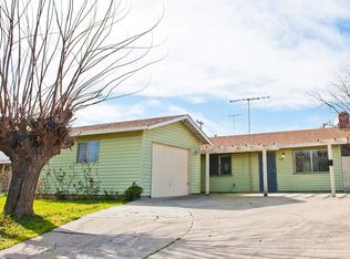 7508 Tamoshanter Way, Sacramento, CA 95822