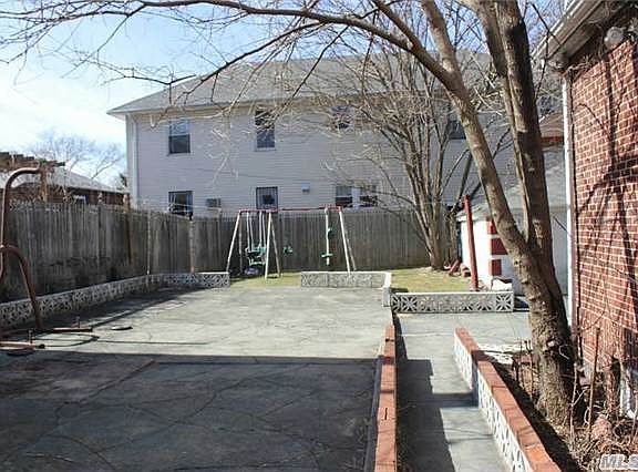 3rd image of 9419 71st Ave