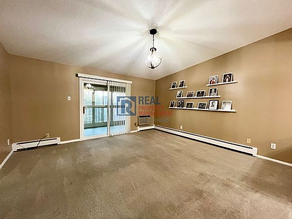5th image of 3022 S Wheeling Way APT 407