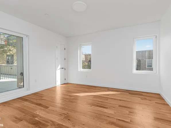 205 Cabrini Boulevard image 10 of 23