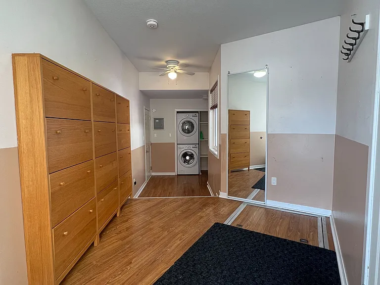 1339 Pinegrove Rd #2 — Photo 3