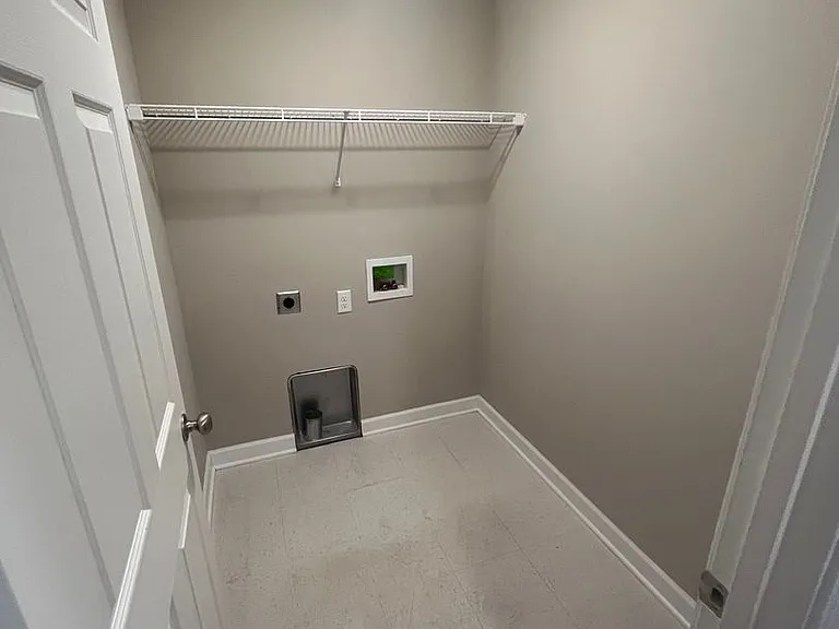 736 Village Creek Dr — Photo 12