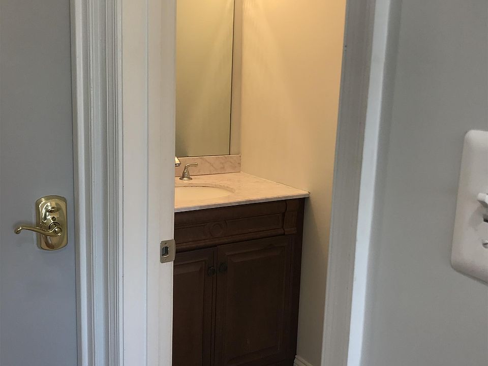 3rd Floor Bath