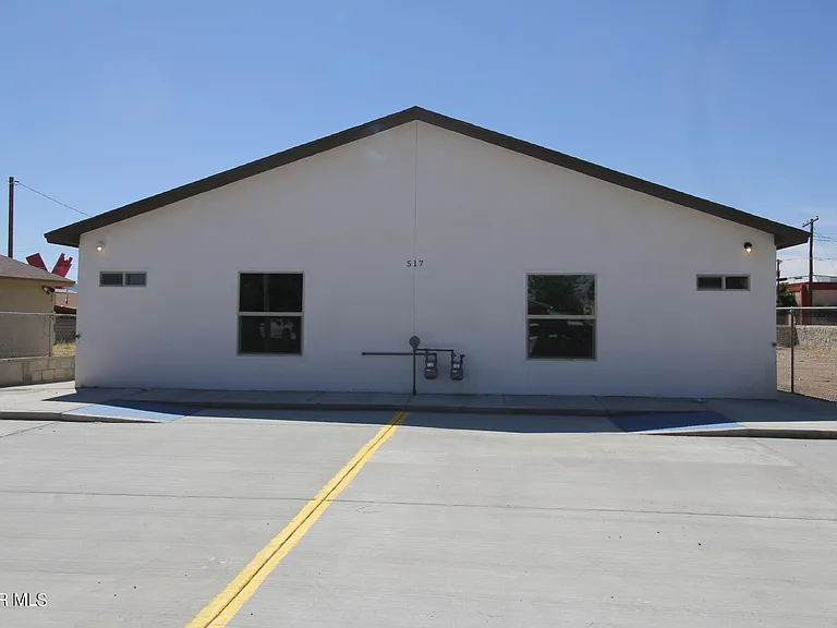 517 Val Verde St #B — Photo 50