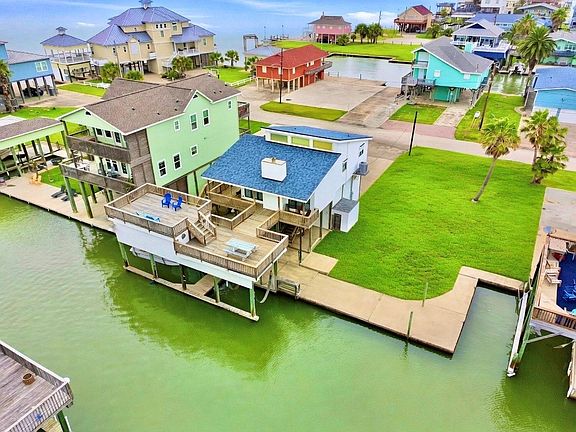 2nd image of 333 Schooner Dr