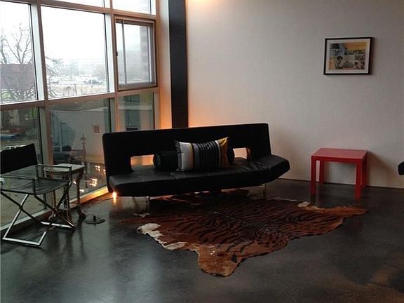 4th image of 601 Brushy St Suite 303