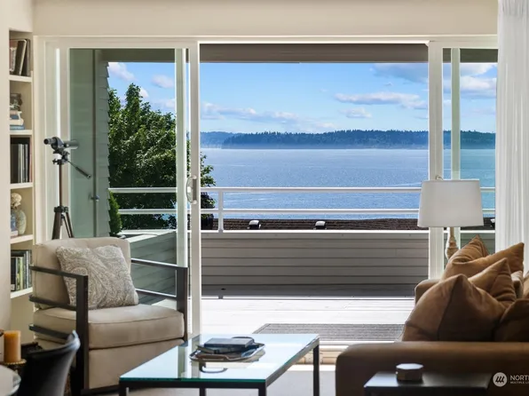 4248 Chilberg Avenue SW #101, Seattle, WA 98116