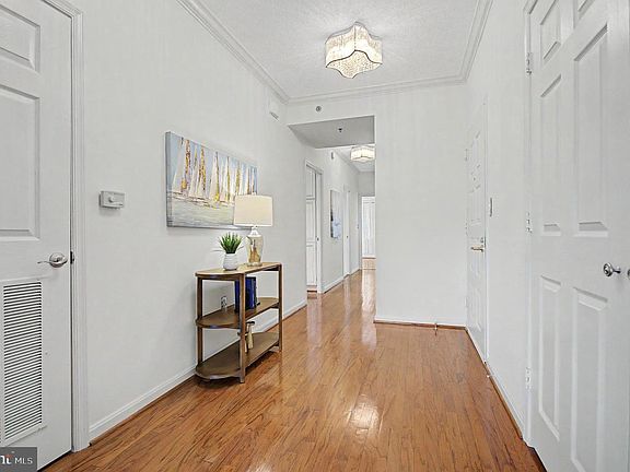 5th image of 940 Astern Way Unit 602