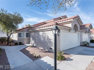 821 Yacht Harbor Dr, Las Vegas, NV, 89145