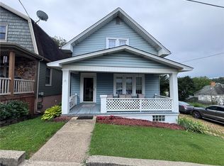 11 Elm St, Burgettstown, PA 15021