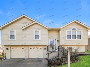 929 Park Ave, Leavenworth, KS 66048