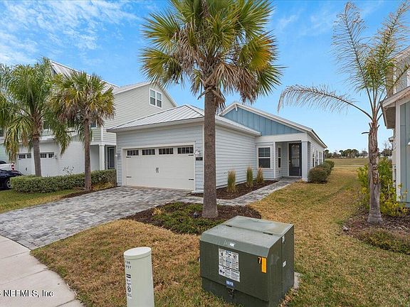 2nd image of 72 CLIFTON BAY Loop