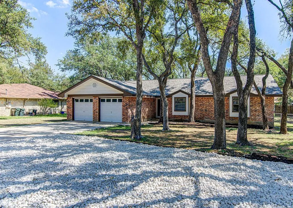 Building Photo - 804 Cielo Dr
