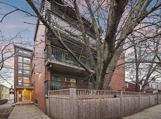 4 West St #4, Cambridge, MA 02139