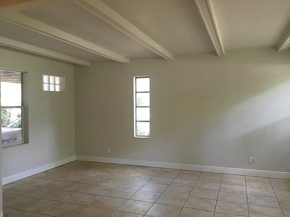 5th image of 7602 Sharon Dr