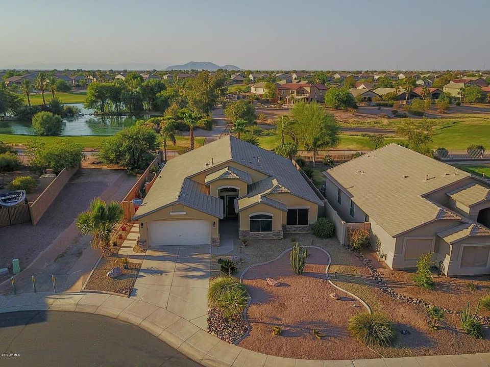 1st image of 42556 W Chisholm Dr