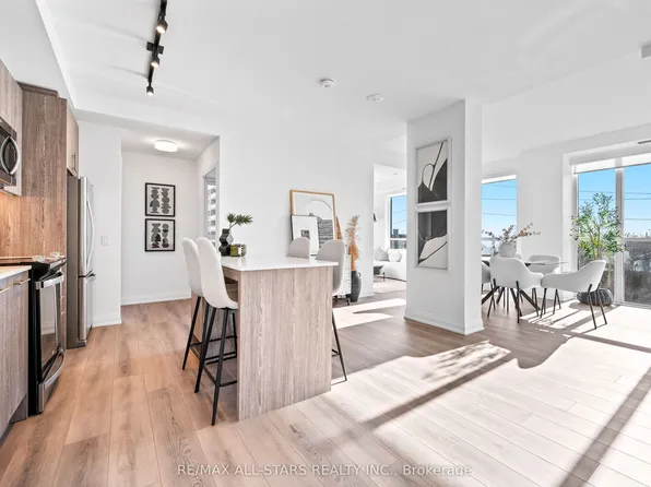 286 Main St #411, Toronto, ON M4C 0B3