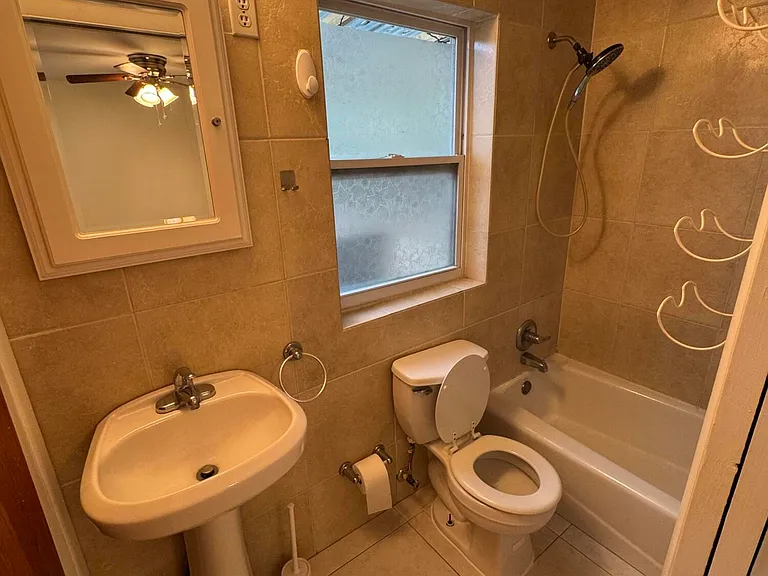 1604 Cherry St #1608 — Photo 7