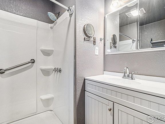 4th image of 2034 6th Ave #1/2