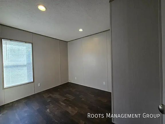 5th image of 130 Dove Dr #130