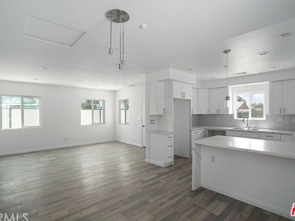 3rd image of 10061 Portola Ave #1-2